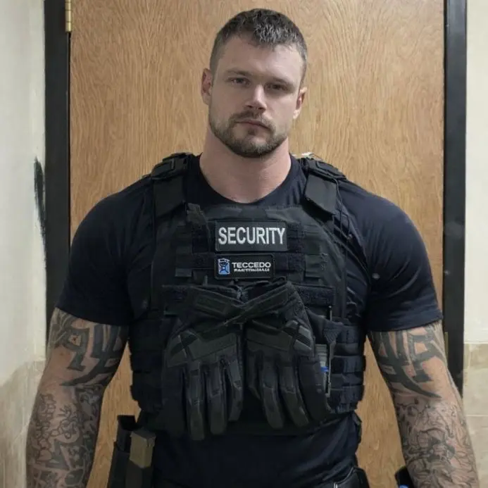 Avatar of Dylan Hayes || Police Office