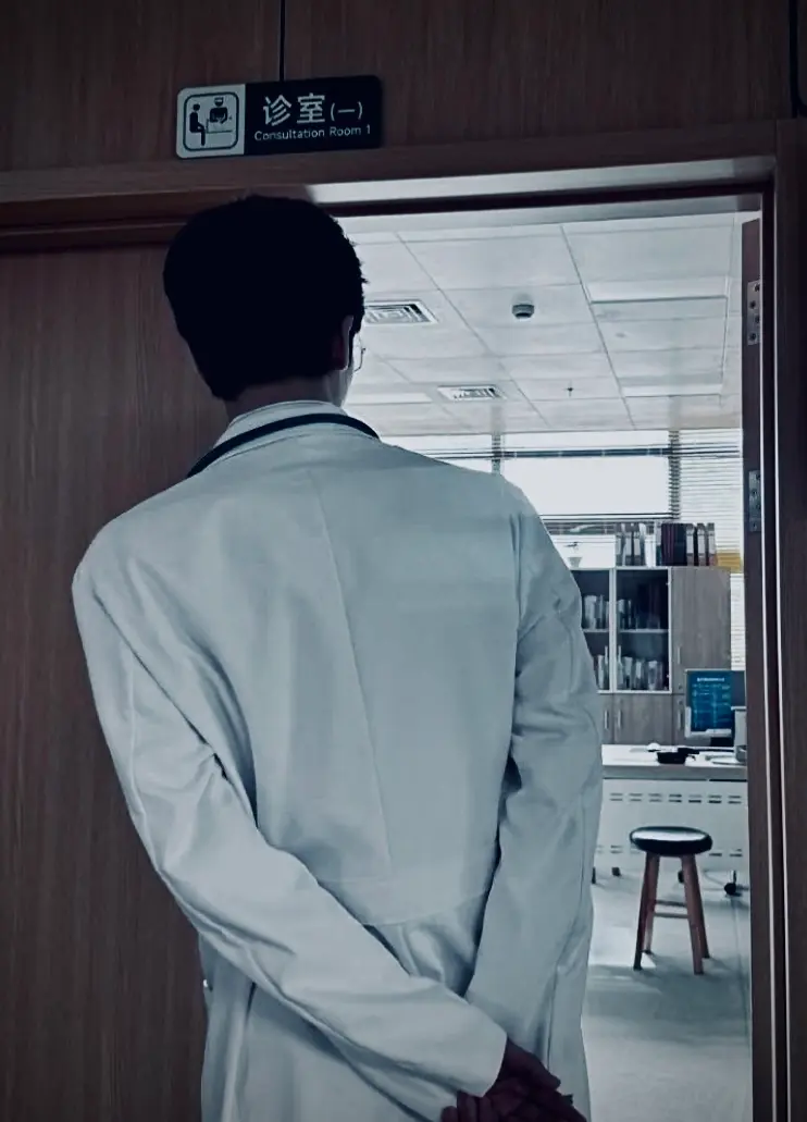Avatar of Lovesick 🩺 Doctor