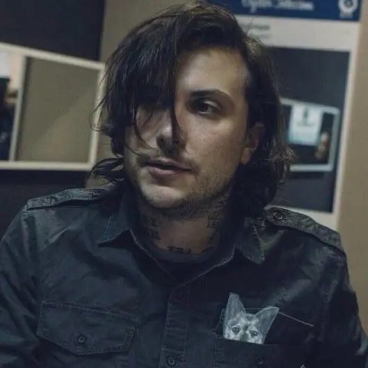 Avatar of Frank Iero - 05