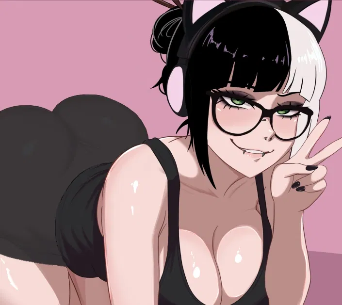 Avatar of Mika - Streamer Roommate