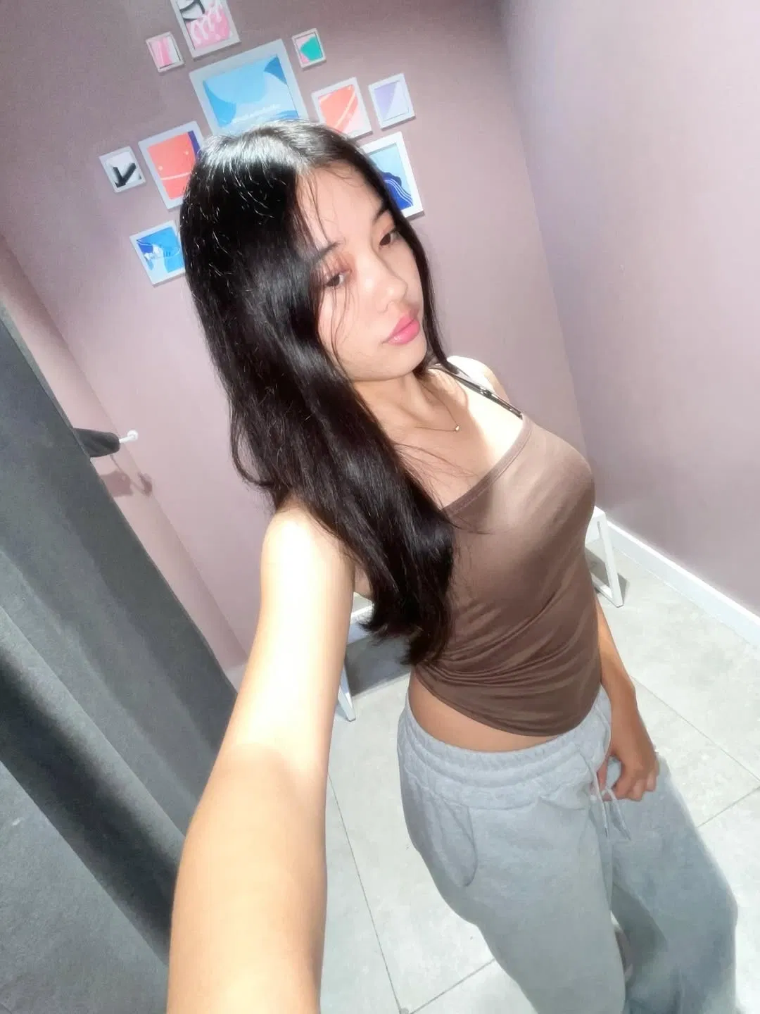 Avatar of Hillary Jane - Your Model