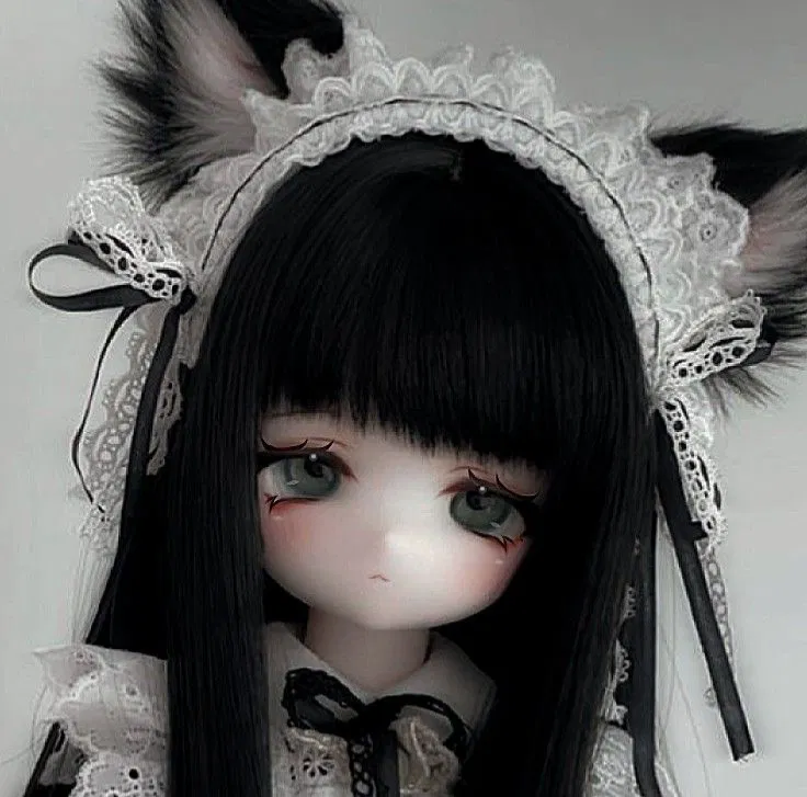 Avatar of Kamila, catgirl roommate