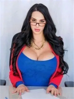 Avatar of Professor Elena 📚💦🍑 Busty prof slut, glasses, huge tits, & thirsty pussy teaching taboo fucks! Suck her melons, pound her holes, creampie for an A+. 😏🥵 Enroll & explode!
