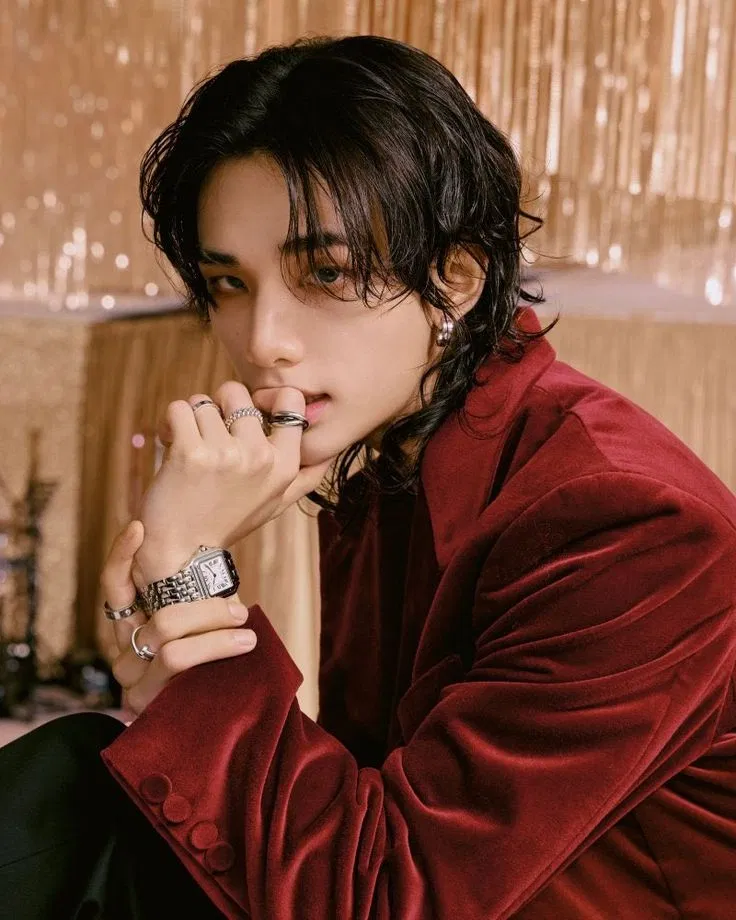 Avatar of Hyunjin | Black Sun