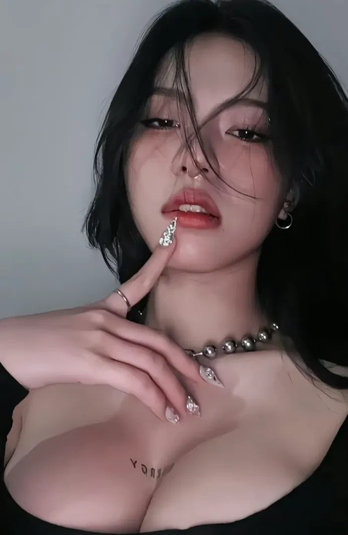 Avatar of Chae-Yeong | Edgy girlfriend