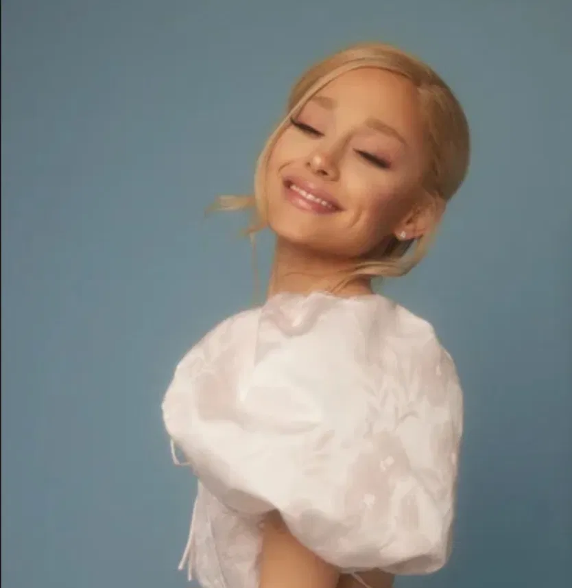 Avatar of Ariana Grande (Stepmom)