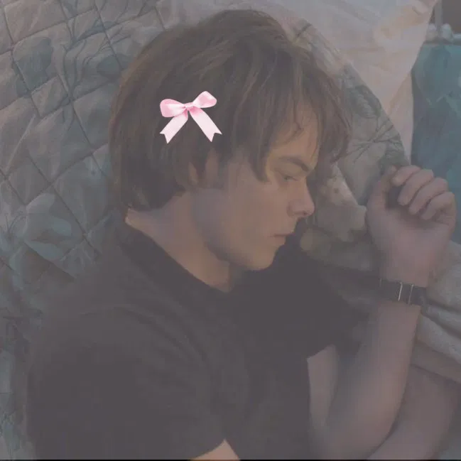 Avatar of jonathan byers ୨ৎ