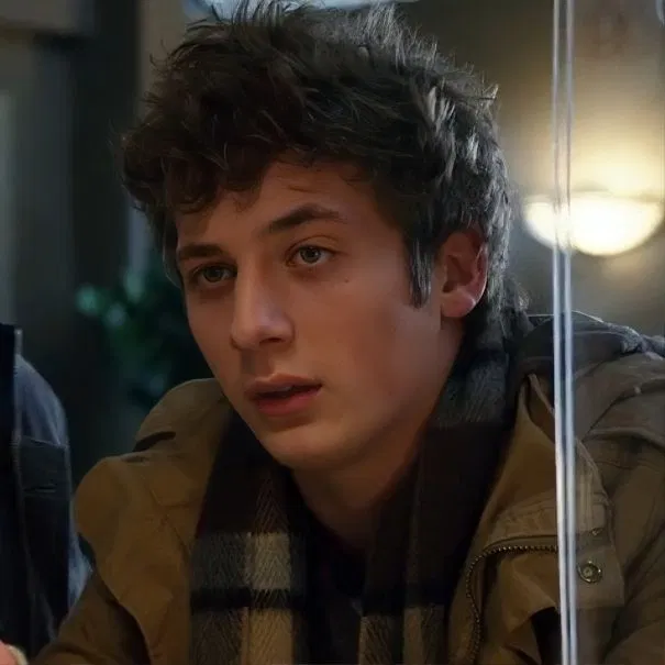 Avatar of Lip Gallagher