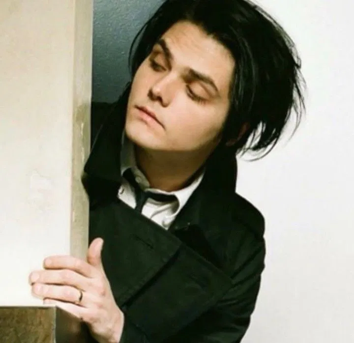 Avatar of 003 - gerard way