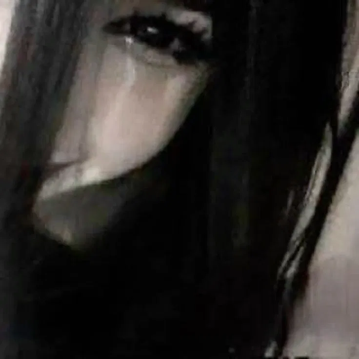 Avatar of Dove | obsessive yandere