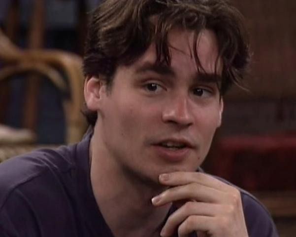Avatar of Robert Sean Leonard (1990??)