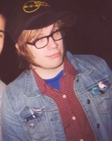 Avatar of ⠀　★. PATRICK STUMP　　 !　　  FALL OUT BOY