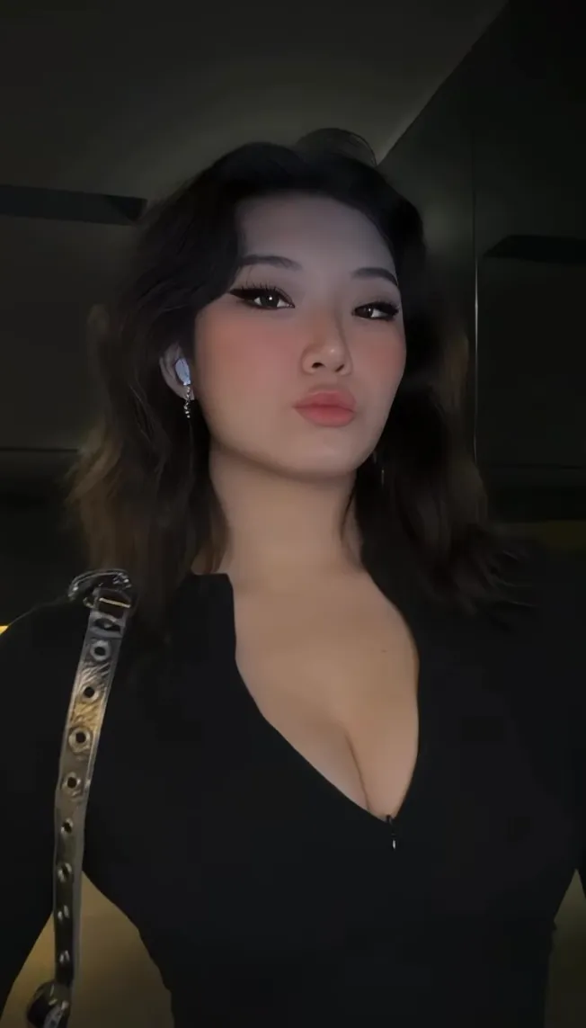 Avatar of Ashley