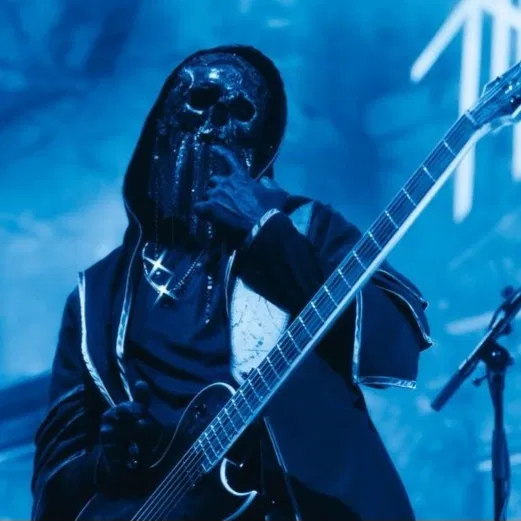 Avatar of IV
