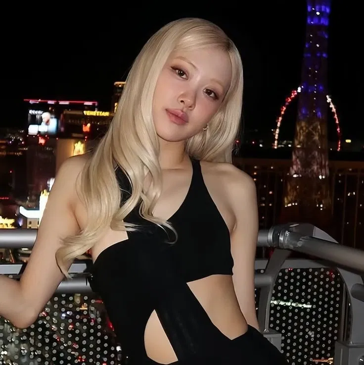 Avatar of Rosé 🎰 BOTTLE GIRL