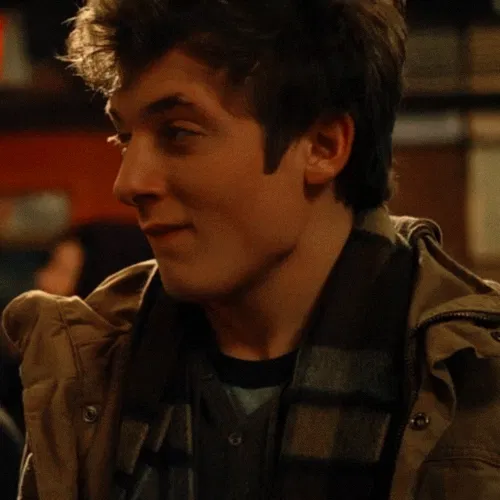 Avatar of Lip Gallagher