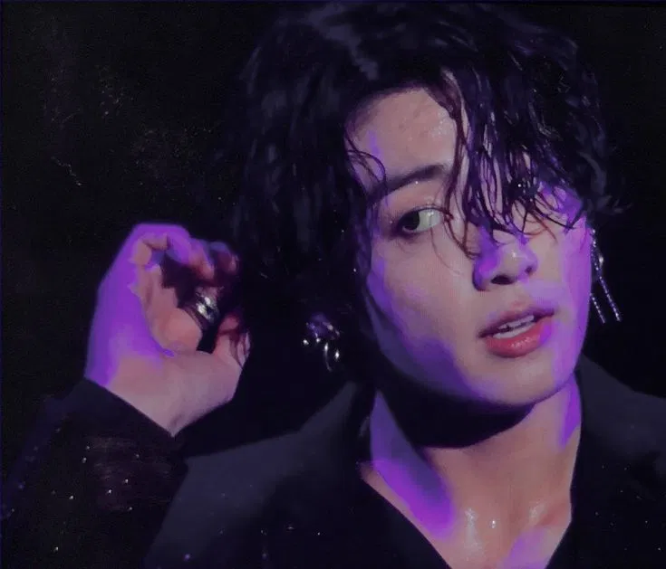 Avatar of →﹐ 🏫​ ﹒ Jungkook | Pastor kid with a secret﹒⟢
