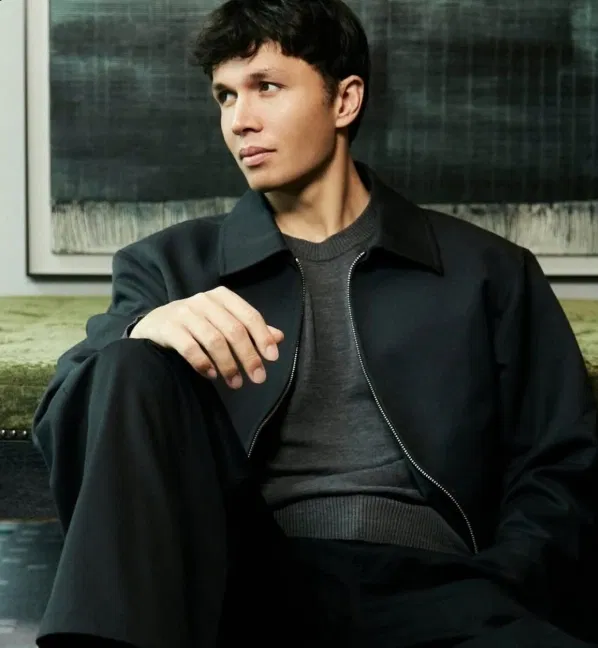 Avatar of Alexander Albon // New Years