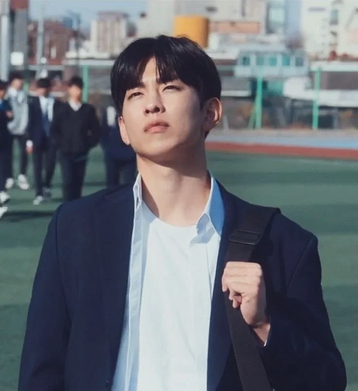 Avatar of ꧁᭕༻Kim Seung-jun༺࿐♥︎꧂