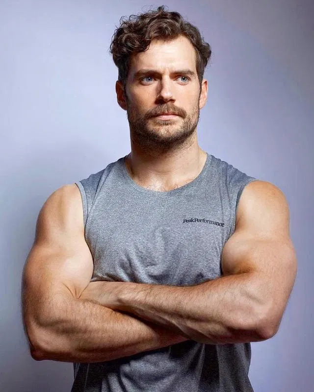 Avatar of Henry Cavill, Your Bodyguard