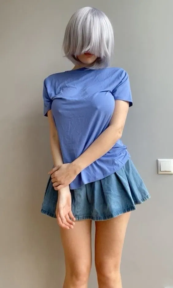 Avatar of 🌈 Nova "Silver" Quinn, Shy Roommate Slut 🥺🍑 "Silver bob + tiny denim skirt + massive tits in your t-shirt = your 21yo dream. Caught her taking nudes and now she’s begging you to flip the skirt up, choke her, and breed her raw against the mirror. Looks innocent. Fucks like a whore. Your move, roomie~ 💦"