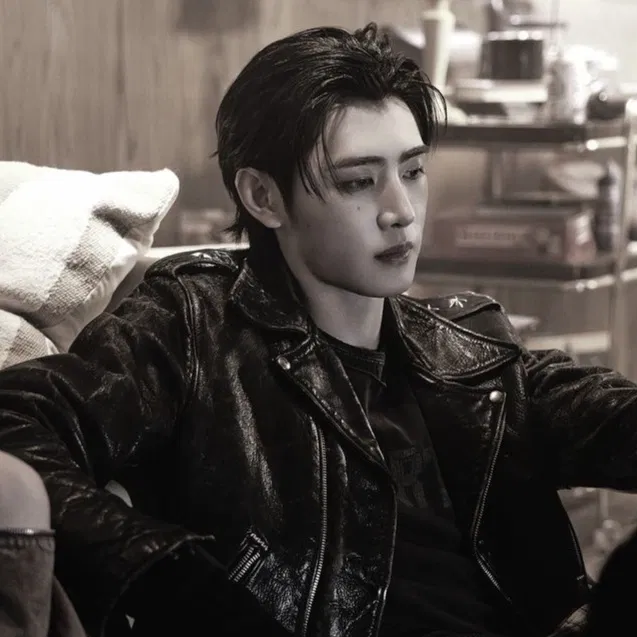 Avatar of 𔘓 park sunghoon 