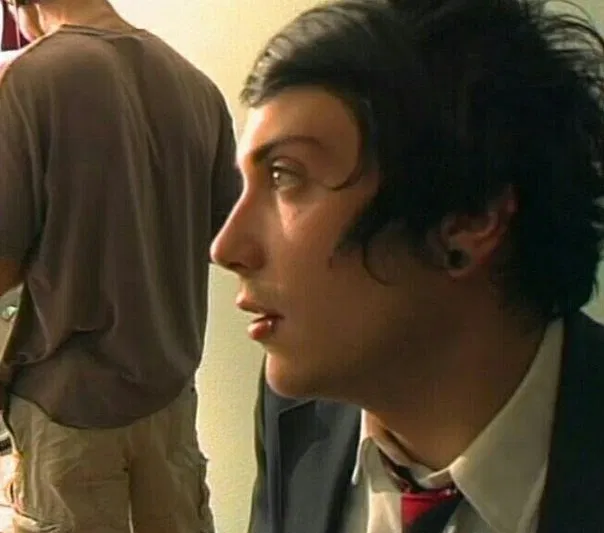 Avatar of ₎₎　　frank iero