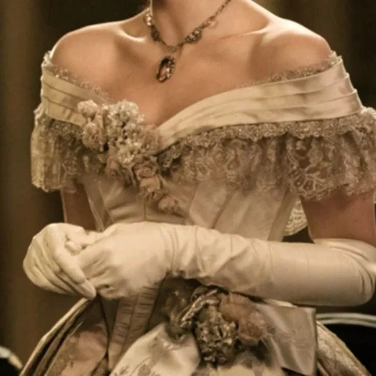 Avatar of Charlotte Valeria Minsaire - soft hearted princess