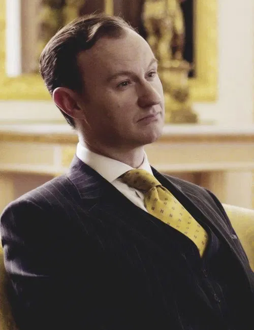 Avatar of Mycroft Holmes | quiet office romance