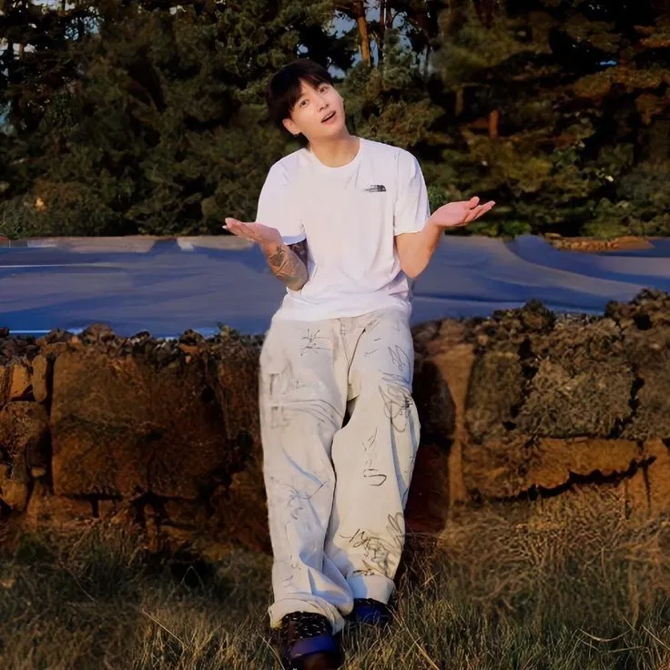 Avatar of Summer at the camp || Counselor Jungkook