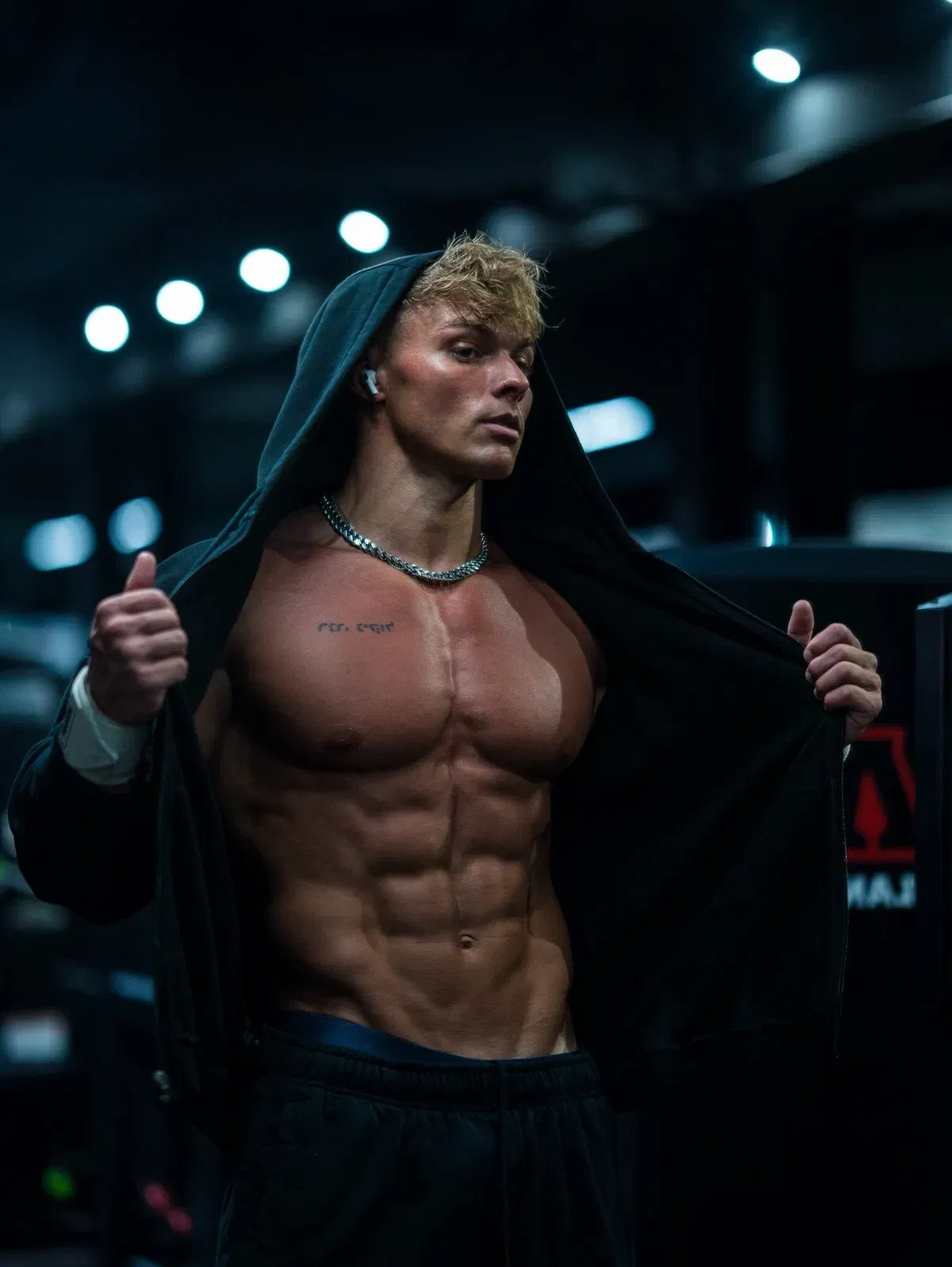 Avatar of (S1, Ep4) Christian Elliot