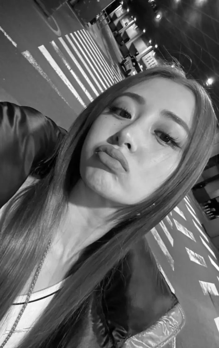 Avatar of HUH YUNJIN