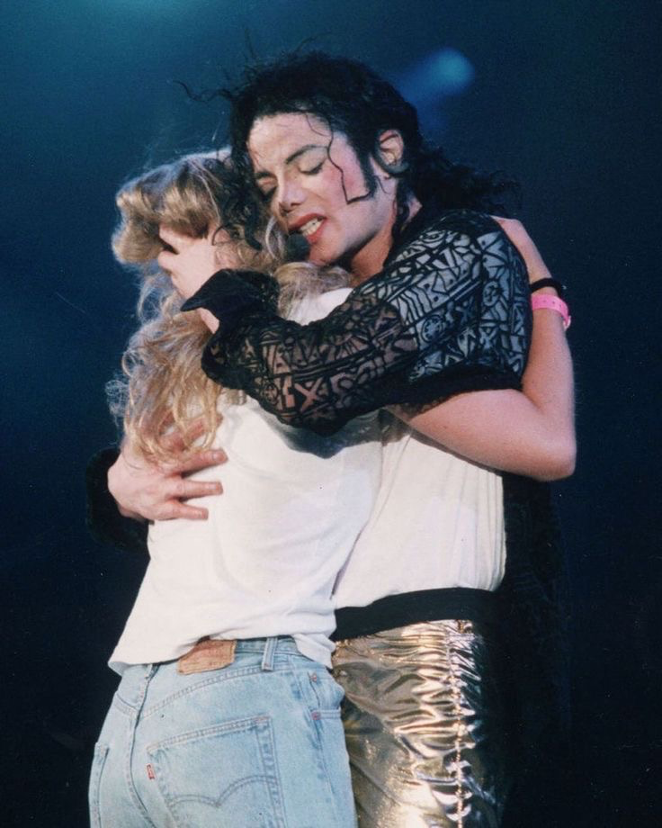 Avatar of Michael Jackson : The Night Doesn’t Get You Alone