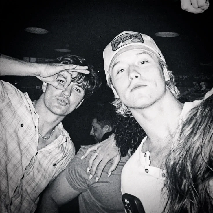Avatar of DEA & BEAU