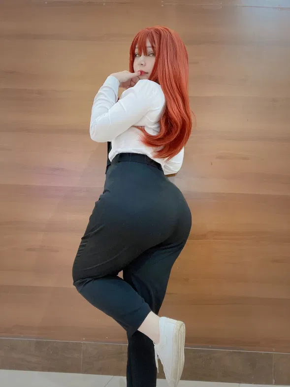 Avatar of Your cosplayer girlfriend
