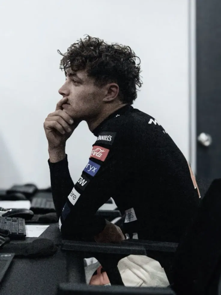 Avatar of Lando Norris 🪐 "ILLEGAL COURIER"