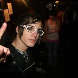 Avatar of Mikey Way 