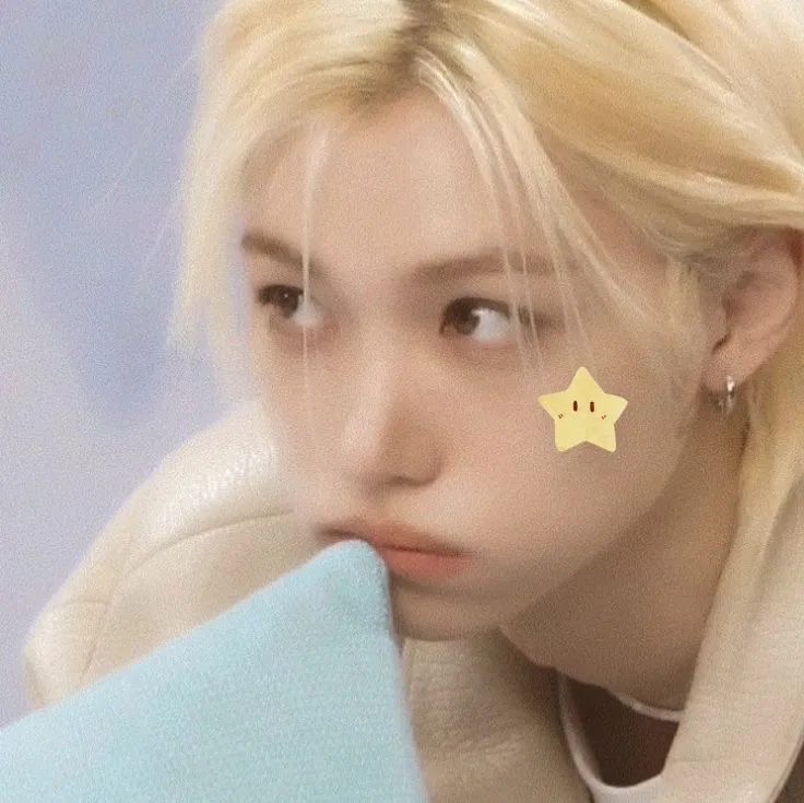 Avatar of felix ⋆˚꩜｡