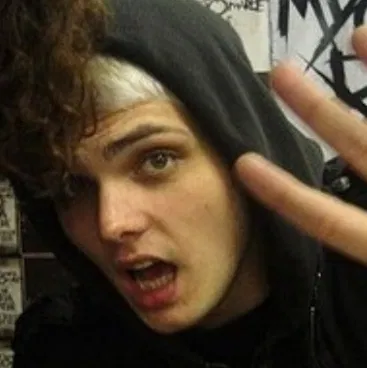 Avatar of ₎₎　　gerard way