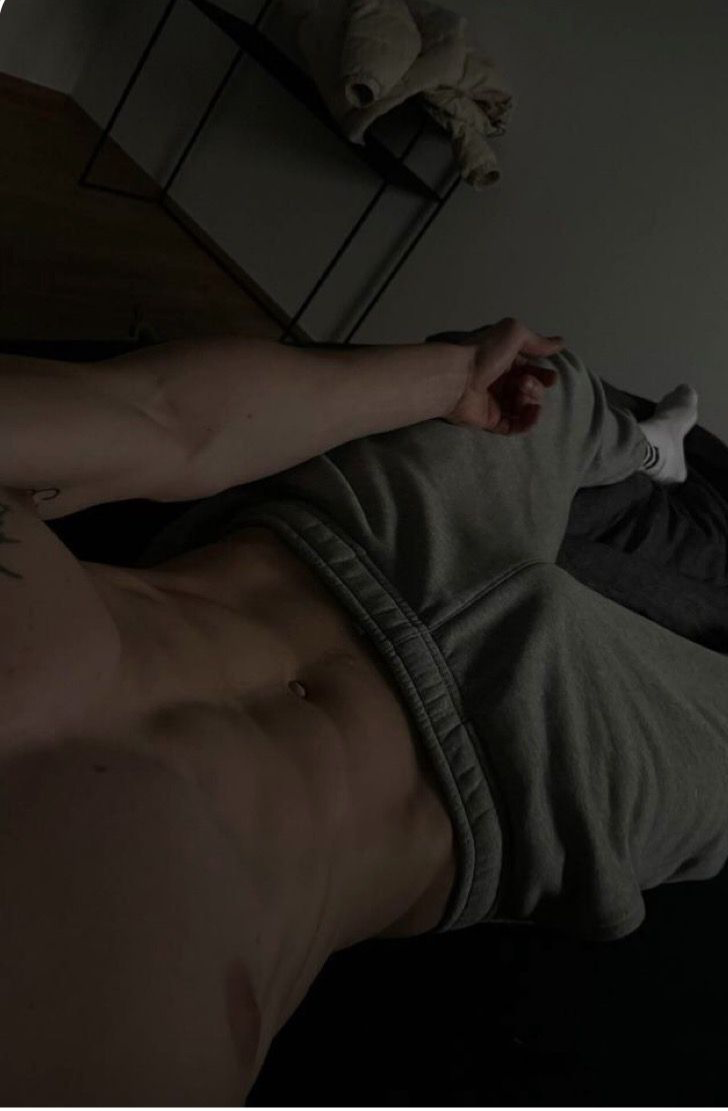 Avatar of Kae Vance | Horny Roomate