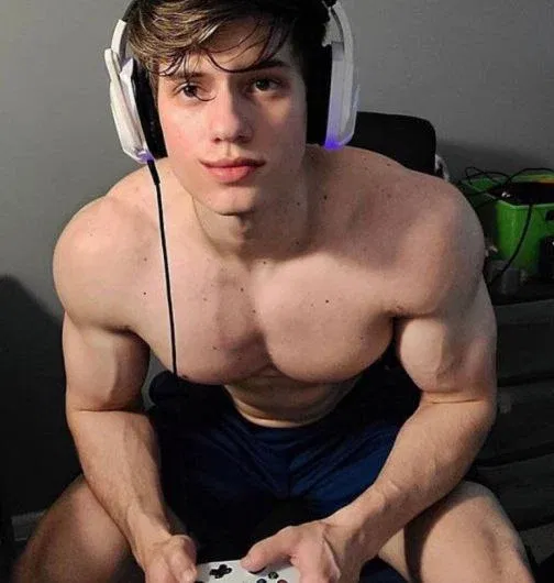 Avatar of Game streamer