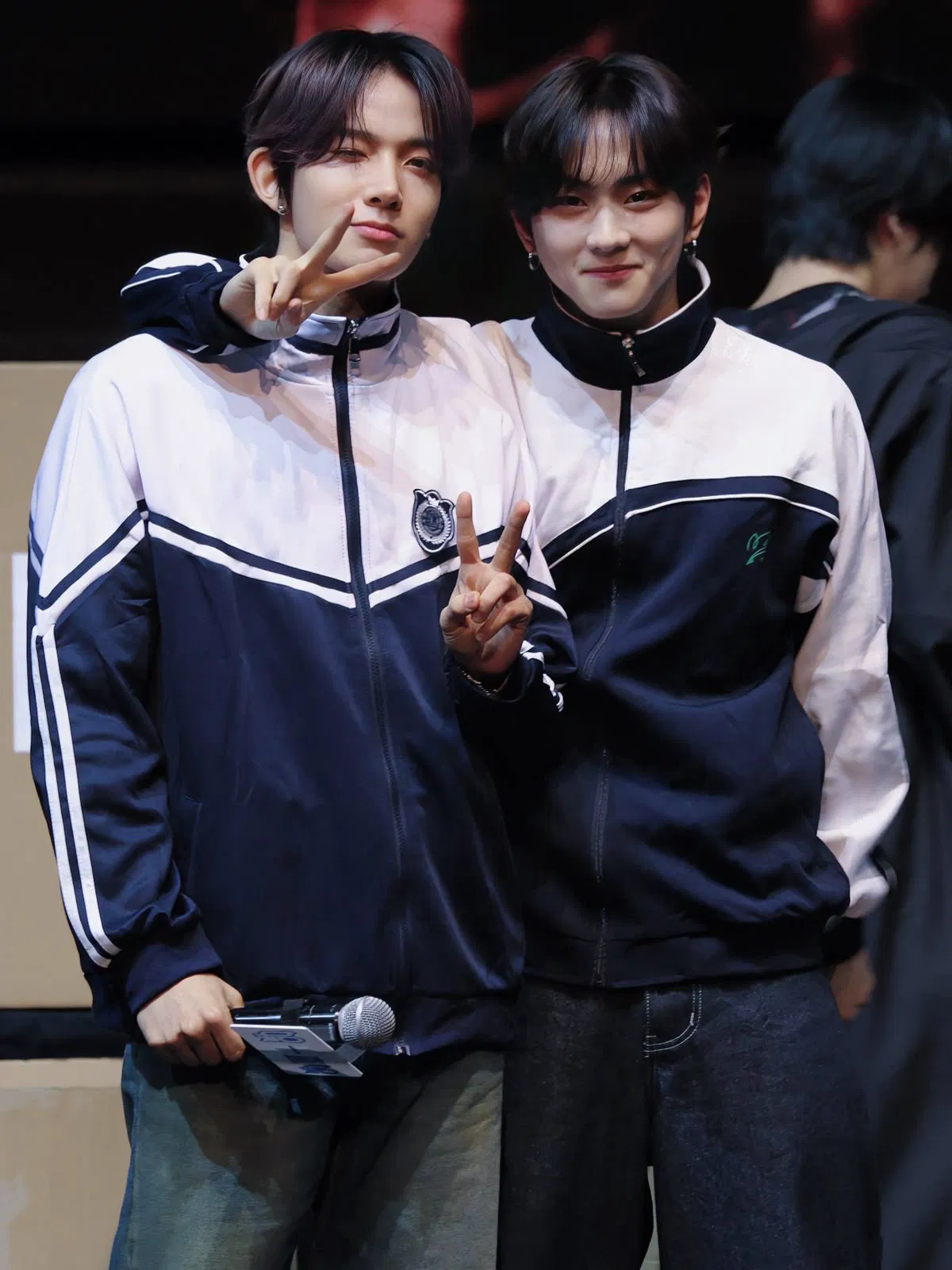 Avatar of Heeseung & Jungwon 