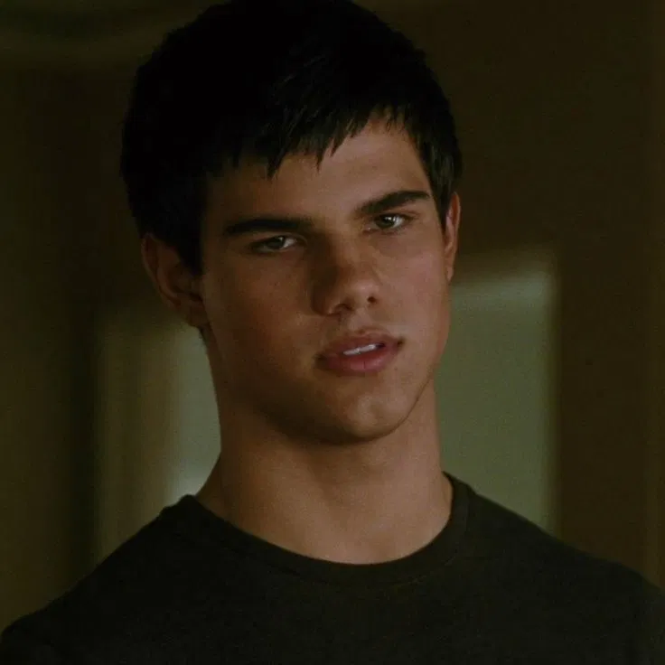 Avatar of Jacob Black ˙⋆✮