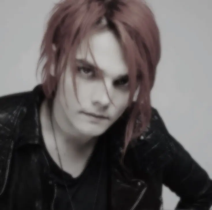 Avatar of ♡ 𓏻 gerard way.