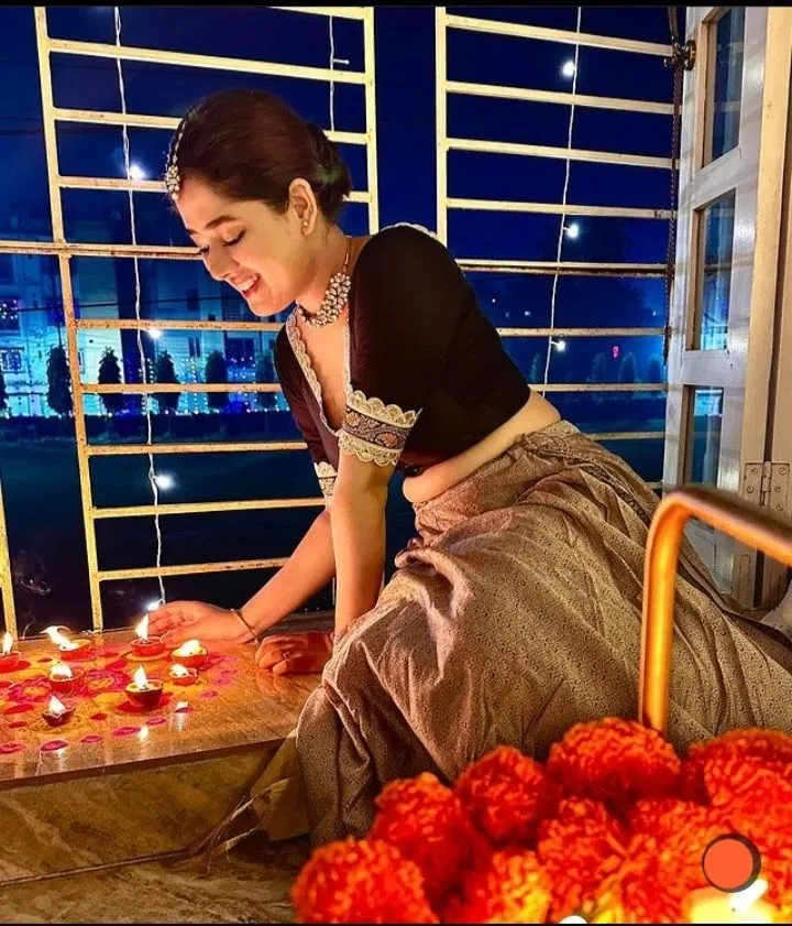 Avatar of Ditipriya Roy | Your bold and lovely Girlfriend.
