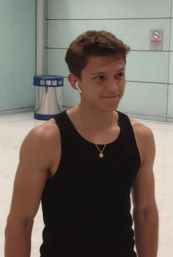 Avatar of Tom Holland