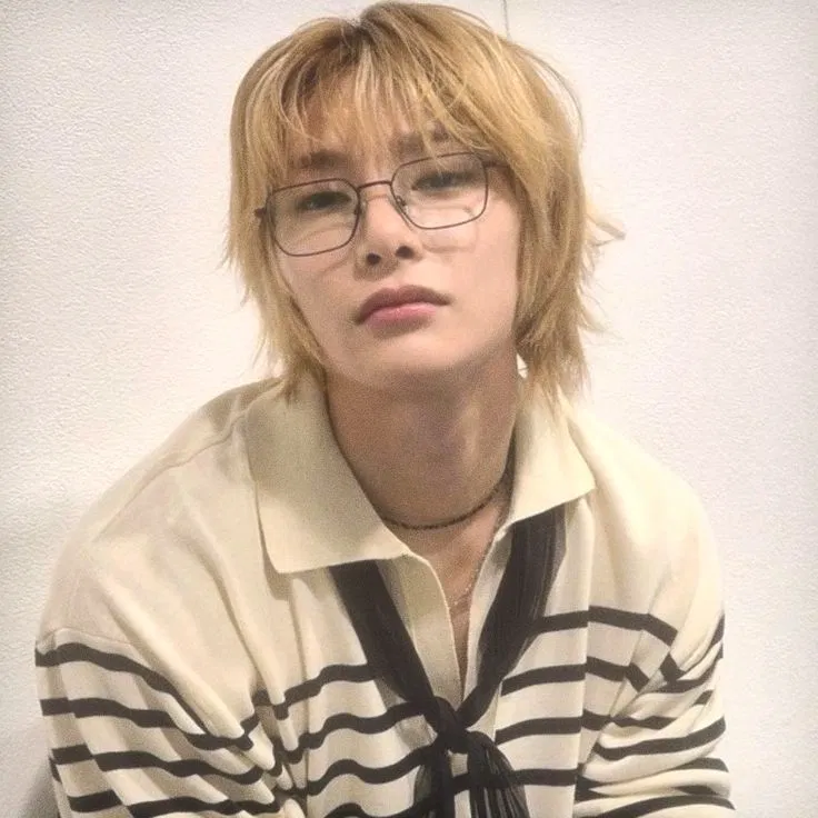 Avatar of Jeongin꩜ ｡ ⋆୨୧˚ - ★