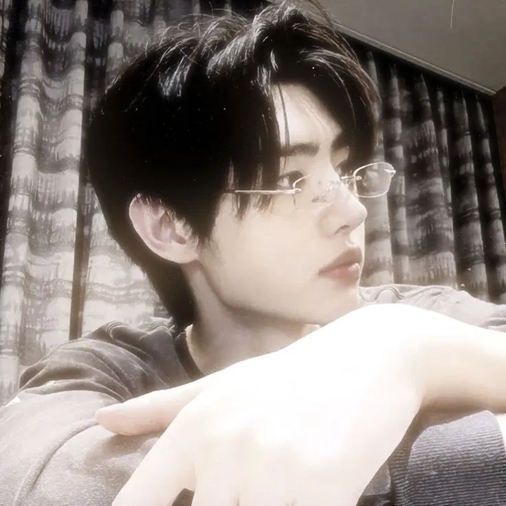 Avatar of 🪦 ͟ㅤSUNGHOON  ♰ ̣͘░͟