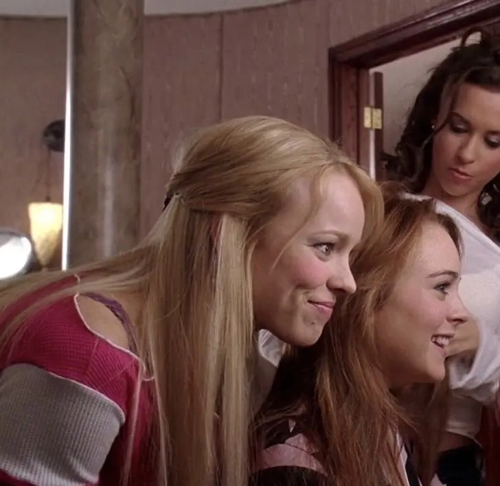 Avatar of Regina george ꨄ