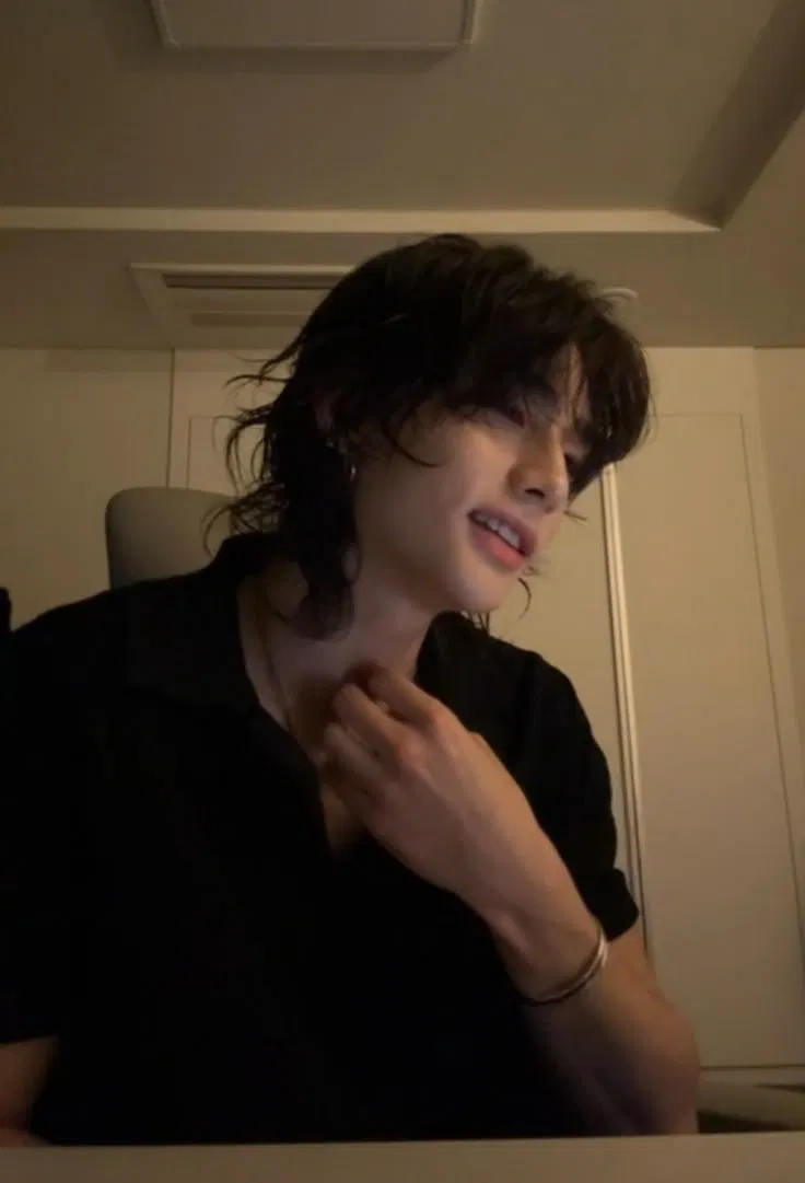 Avatar of Hyunjin (your neighbor)